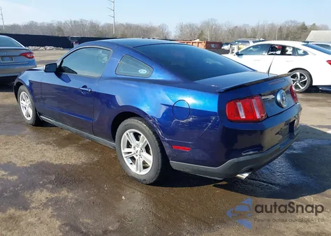 2012 Ford Mustang V6 z USA, uszkodzony, nr VIN 1ZVBP8AMXC5254453